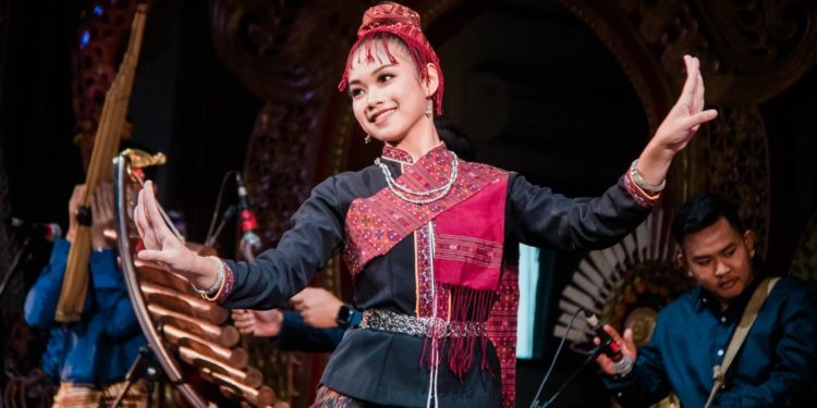 Musik Pedesaan Thailand dari Mahasarakam University Collage of Music