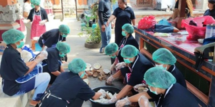 Tingkatkan Kualitas “Lengis Tandusan” dengan Penyaringan Bertingkat