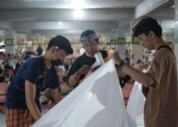 Yowana Padangtegal Ngayah Upacara Atiwa-Tiwa: Menjaga Hubungan Sosial Sekaligus Belajar Estetika