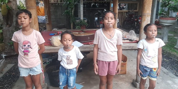 Perayaan Kemerdekaan yang Sederhana di Rumah Belajar Gebang, Desa Tembok-Buleleng