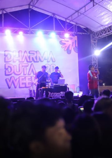 Dharma Duta Week STAHN Mpu Kuturan Singaraja : Aktif Menimba Ilmu, Kreatif Menghibur Diri   