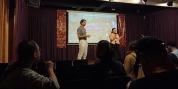 Menonton Film dan Fokus Membaca Subtitle