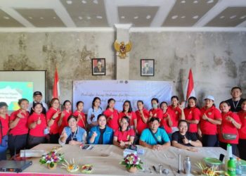 Usaha Memberdayakan Perempuan dalam Mengolah Produk Lokal