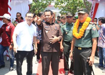 283 Keluarga Terima Bantuan Bedah Rumah, Pj. Bupati: Kemiskinan Ekstrem di Buleleng Tuntas 2024