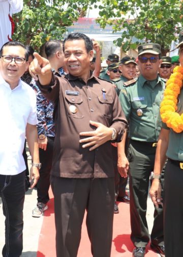 283 Keluarga Terima Bantuan Bedah Rumah, Pj. Bupati: Kemiskinan Ekstrem di Buleleng Tuntas 2024