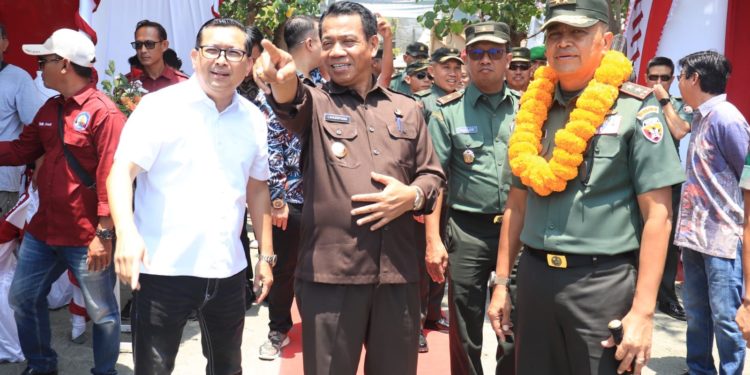 283 Keluarga Terima Bantuan Bedah Rumah, Pj. Bupati: Kemiskinan Ekstrem di Buleleng Tuntas 2024