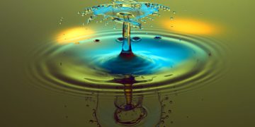 “Water Drop Photography”: Menangkap Pesona Tetesan Air dalam Fotografi