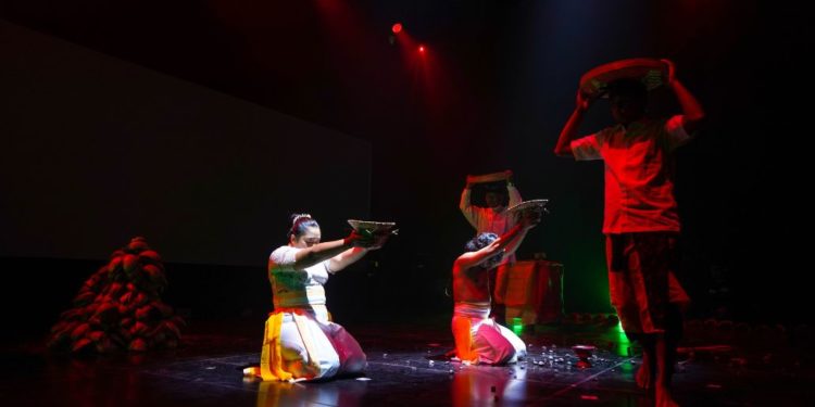 “Membaca Sanghyang”: Tentang Ritual, Arsip, Posisi Perempuan, dan Pertanian