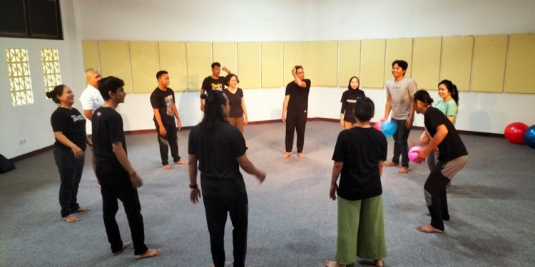 Teater dan Oleh-Oleh dari Jogja