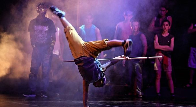 “Calon Lawan”: Sebuah Alegori Perebutan Kekuasaan Hari Ini