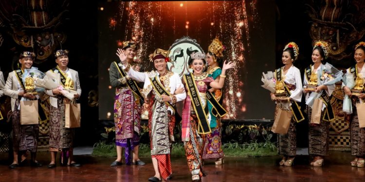 Tabanan Comes Back, Badung Back To Back: Jegeg Tabanan dan Bagus Badung Sabet Gelar Jegeg Bagus Bali 2023