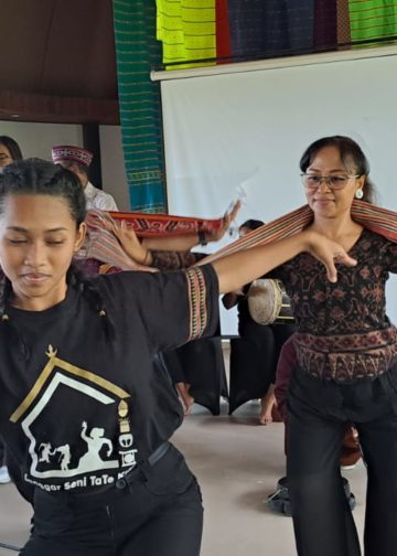 Workshop Musik dan Tari Tradisional Manggarai | Catatan dari Bali Nata Bhuwana II di Labuan Bajo, 8 November 2023