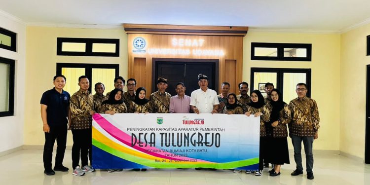 PUPAR Unud Berbagi Strategi Pengembangan Pariwisata Desa Tulungrejo, Kota Batu, Jawa Timur