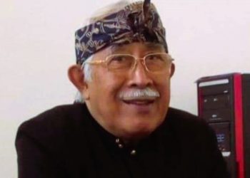 Drs. Ida Bagus Sidemen, SU. (alm) | Foto: FB/Arya Suharja I