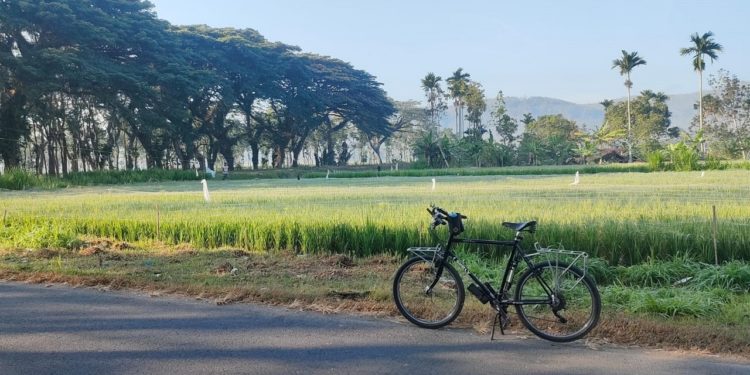 Dengan Bersepeda, Hidup Saya Berjalan Lambat