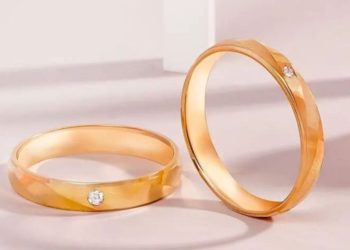 Pasangan Tradisional : Cinta yang Abadi dengan Tanggungan Depresi