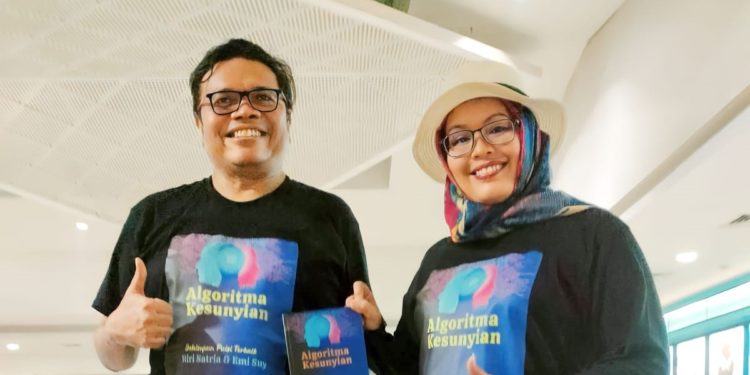 Berdialog dengan Pemikiran Riri Satria Tentang Algoritma, Metaverse, dan Sastra
