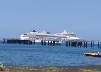 Bali Utara Suka Cita Menyambut Kapal Pesiar