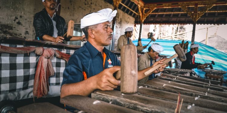 Penciptaan Gending Selonding untuk Selonding Batur