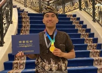 Gede Agustin Anggara Putra, Juara Terbaik Perlombaan Patung Salju di Harbin-China