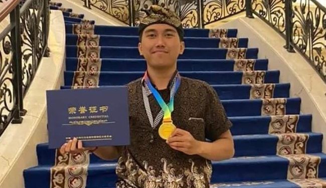 Gede Agustin Anggara Putra, Juara Terbaik Perlombaan Patung Salju di Harbin-China