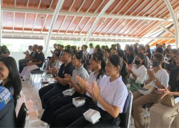 Jegeg Bagus Jembrana Ajak Anak Muda Menjadi Master Public Speaking
