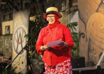 Himne Seorang Gadis di Wapress Bulungan Sastra Reboan