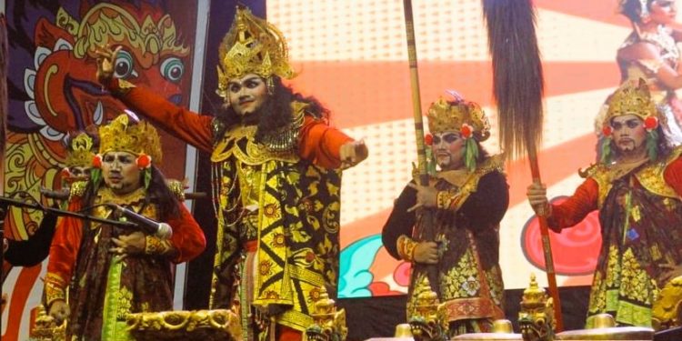 Fragmentari Bianglala Denbukit, Tentang Keberagaman dan Kebanggaan yang Dibalut Sejarah Kota Singaraja