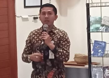 Putu Sukedana, Dokter yang Pernah Jadi Dagang Canang Itu Terpilih Jadi Duta Baca Buleleng