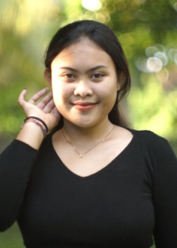 Ni Putu Anita Sofia Veronia, Menari Sejak Dalam Kandungan