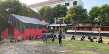 Dua Mayat di Simpang Pantai Happy: Sebuah Kenangan Menjadi Relawan PMI