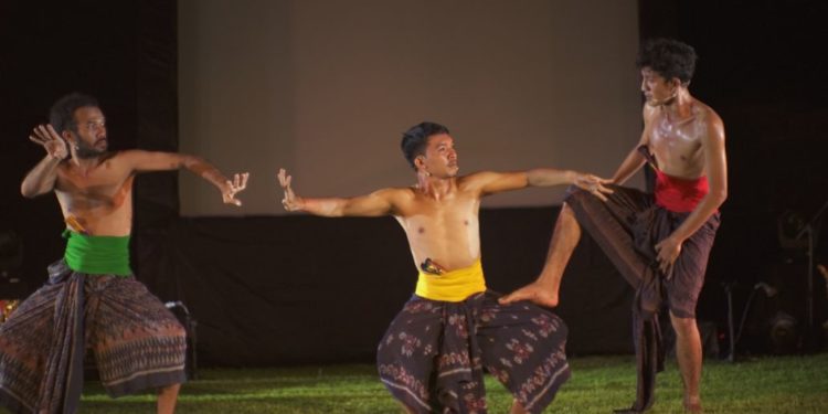 Festival The (Famous) Squatting Dance: Merayakan Marya—Usaha Merawat Ingatan tentang sang Maestro