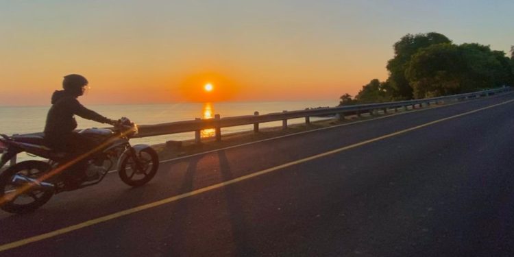 Tentang Dua Sisi Perjalanan Merantau ke Singaraja: Menembus Air Bah hingga Menyapa sang Surya