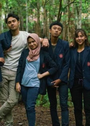 KKN di Desa Penari (2022): Belajar Tentang Menjaga Sebuah Etika