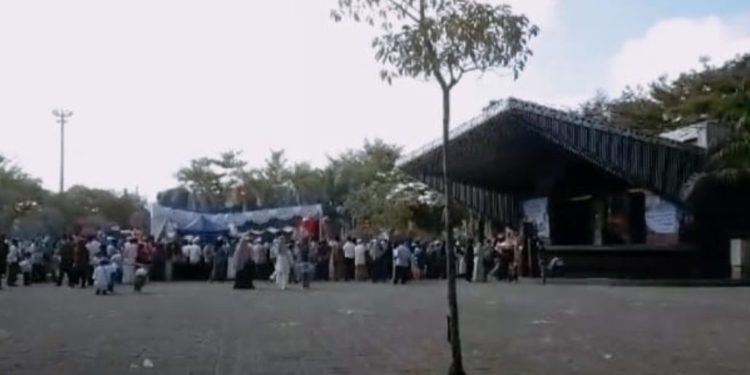 Ninjo Haji, Tradisi Unik Melepas Jama’ah Haji di Kabupaten Jembrana