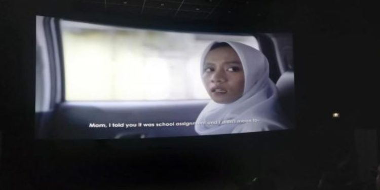 Pendidikan Kritis dan Karakter Masyarakat yang Kolot: Ulasan Film “Membicarakan Kejujuran Diana”