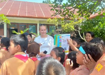 Menikmati Kehangatan Akulturasi Budaya di Desa Pegayaman Bersama Mahasiswa Norwegia