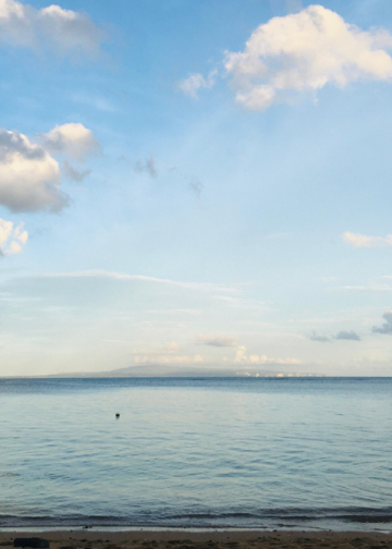 Menikmati Pasang-Surut Dinamika Hidup — Renungan dari Pantai Sanur