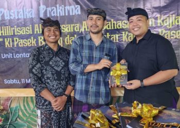 Buku “Ki Pasek Badeg”, Alih Aksara dan Alih Bahasa dari Lontar Kandan Pasek