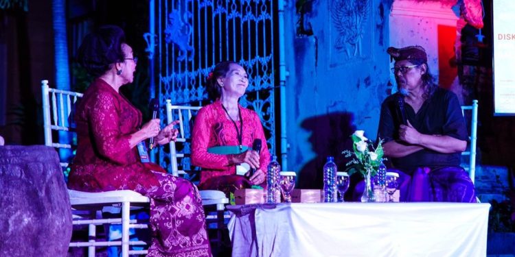Bersama Swasthi Bandem dan Luh Menek, Membincangkan Peran Perempuan dalam Seni Pertunjukan