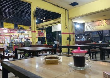 Oase di Tengah Hiruk Pikuk Kota Surabaya