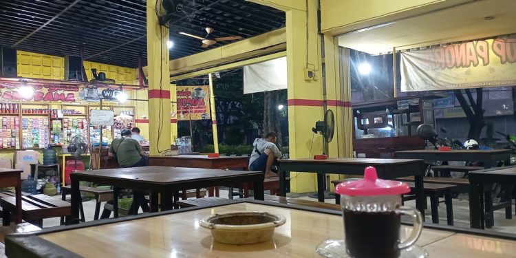 Oase di Tengah Hiruk Pikuk Kota Surabaya