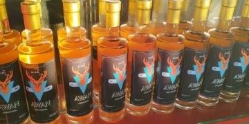 Yang Tidak Biasa dari Sekeranjang Jeruk — Tentang Arak Jeruk Desa Awan, Kintamani