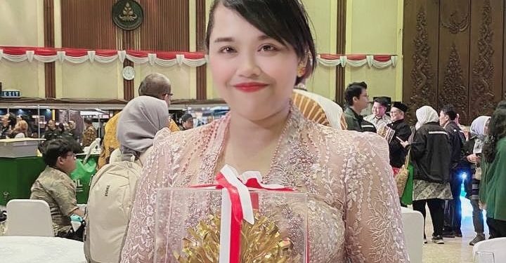 Komang Anik Sugiani, Perempuan Aktivis Lingkungan dari Buleleng Itu Raih Kalpataru 2024