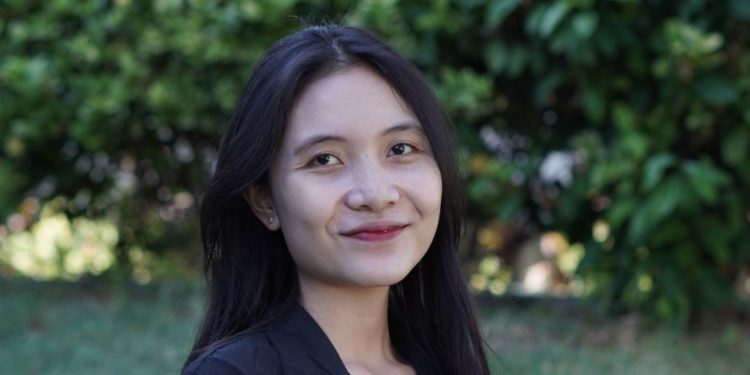 Diah Elsa, Pengagum Chairil Anwar Itu, Meraih Juara 1 Lomba Baca Puisi Peksimida Bali 2024