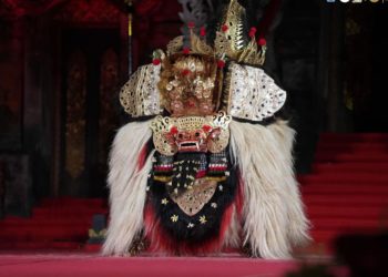 Memuja Kesempurnaan Jati: Konseptualisasi Bapang Barong Kabupaten Badung