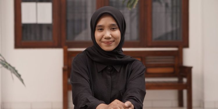 Berbincang dengan Selfiana, Juara 1 Lomba Dangdut Putri Peksimida Bali