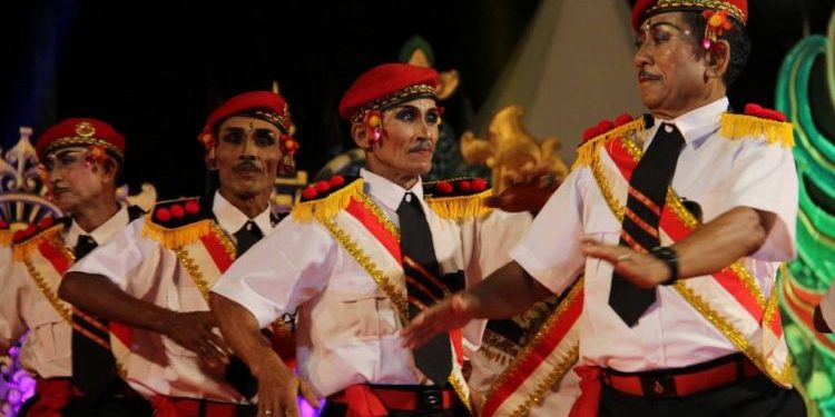 Merenungkan Pelestarian dan Pengembangan Seni – Dari Pikiran Sendiri Untuk Menyendiri