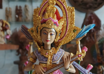 Siapa ‘Sang Dewi’ di Balik Hari Raya Saraswati?