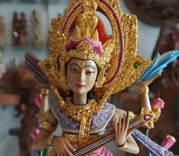 Siapa ‘Sang Dewi’ di Balik Hari Raya Saraswati?